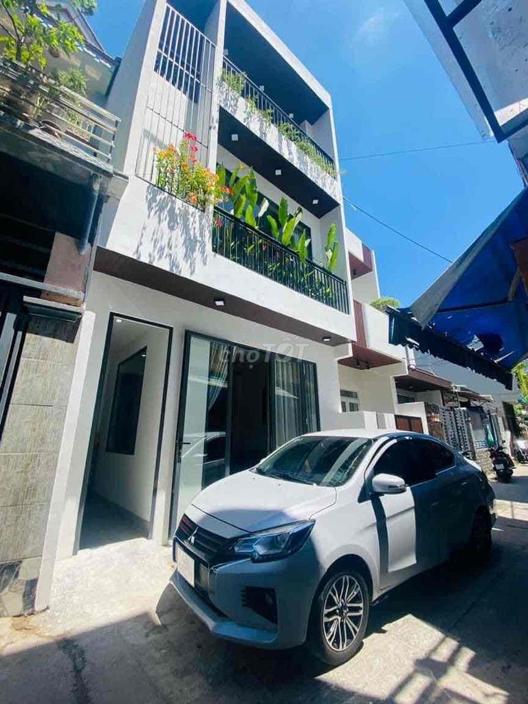 4304740 ảnh đại diện 2