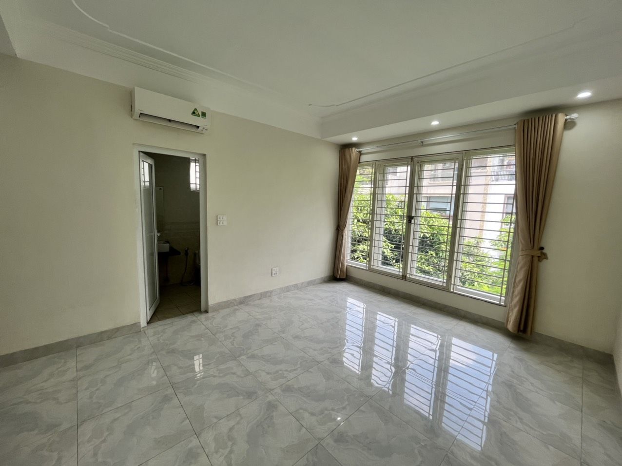4303683 ảnh đại diện 1