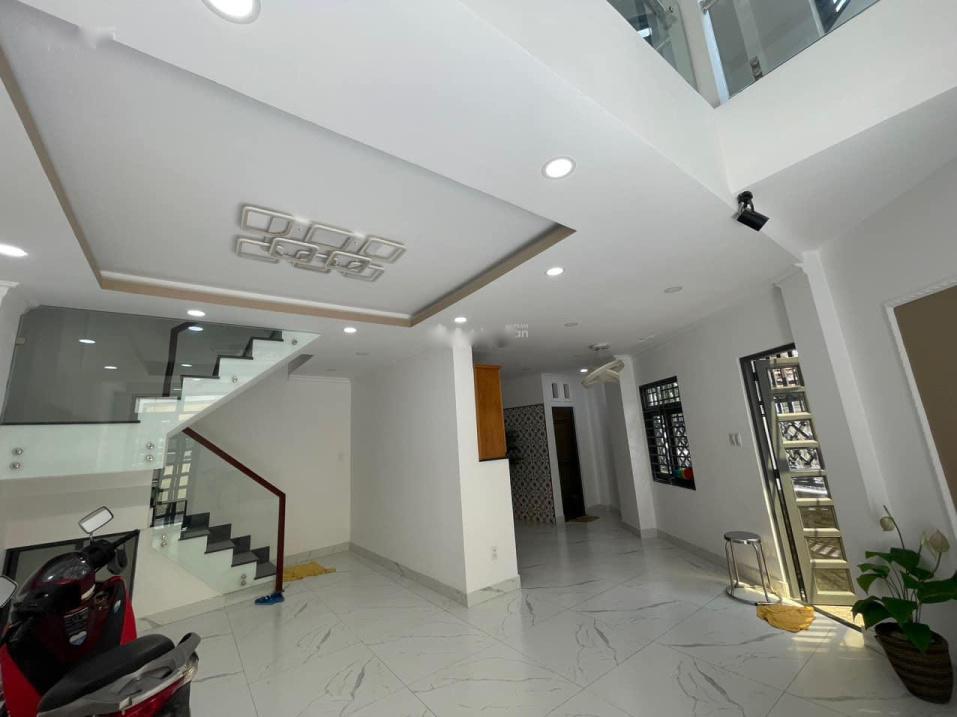 4304164 ảnh đại diện 1