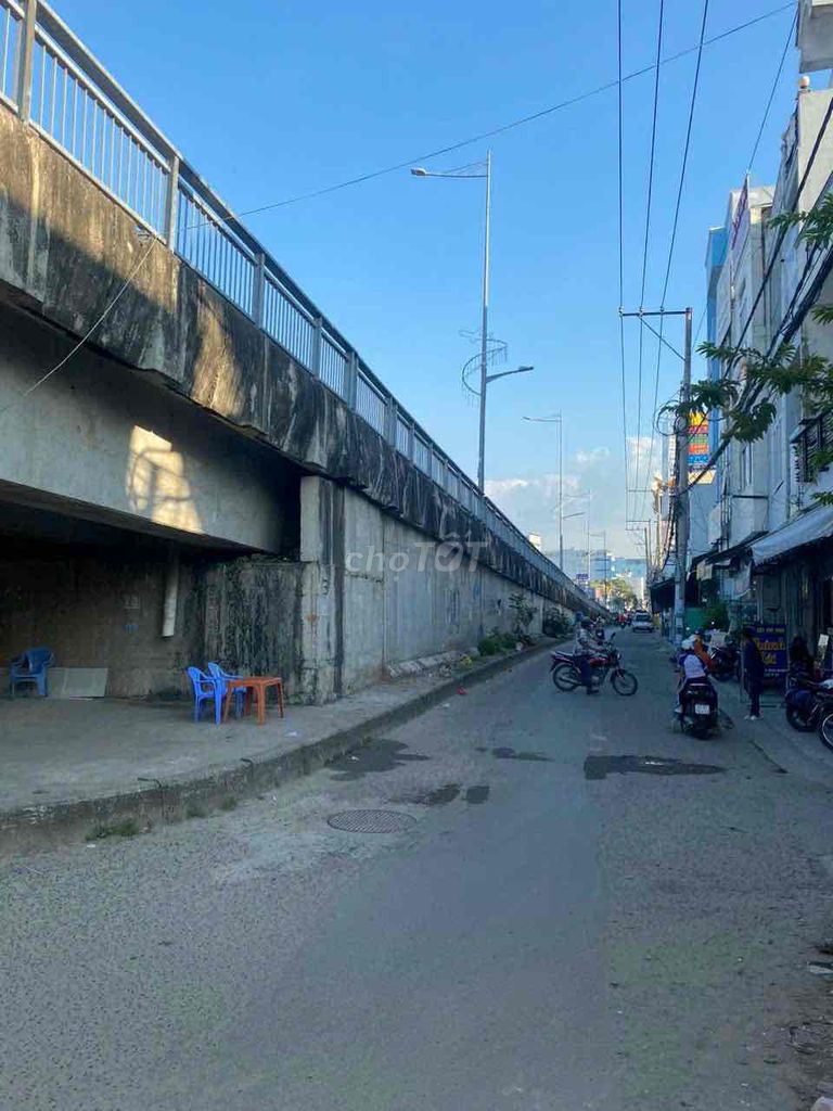 4312044 ảnh đại diện 1