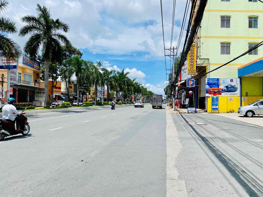 4318280 ảnh đại diện 1