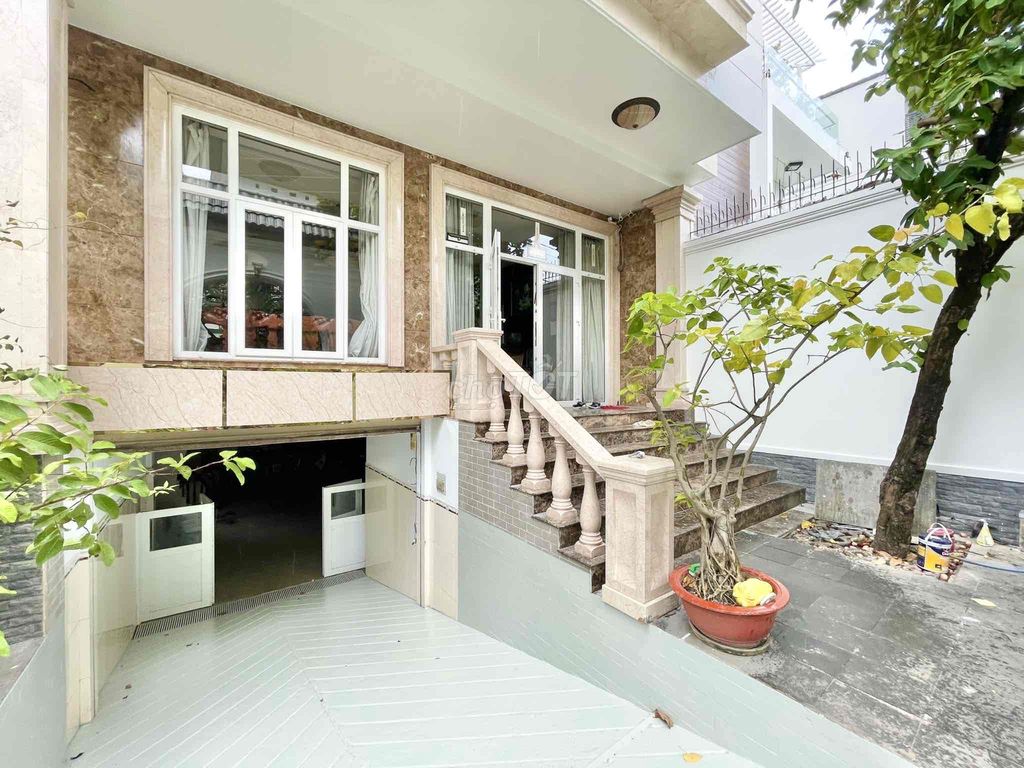 4320379 ảnh đại diện 1