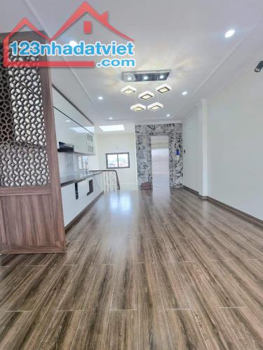 4321665 ảnh đại diện 1