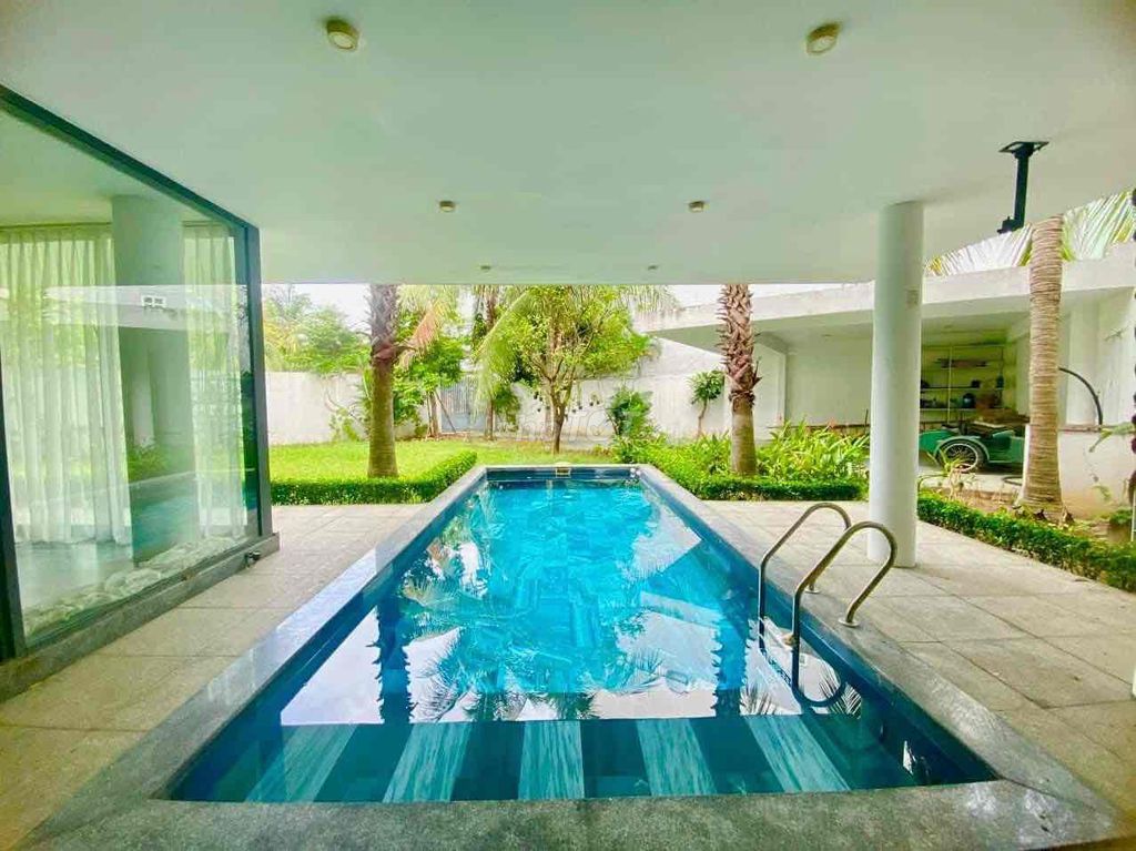 Cho Thuê Villa Hồ Bơi Cao Cấp Khu Nam Việt Á