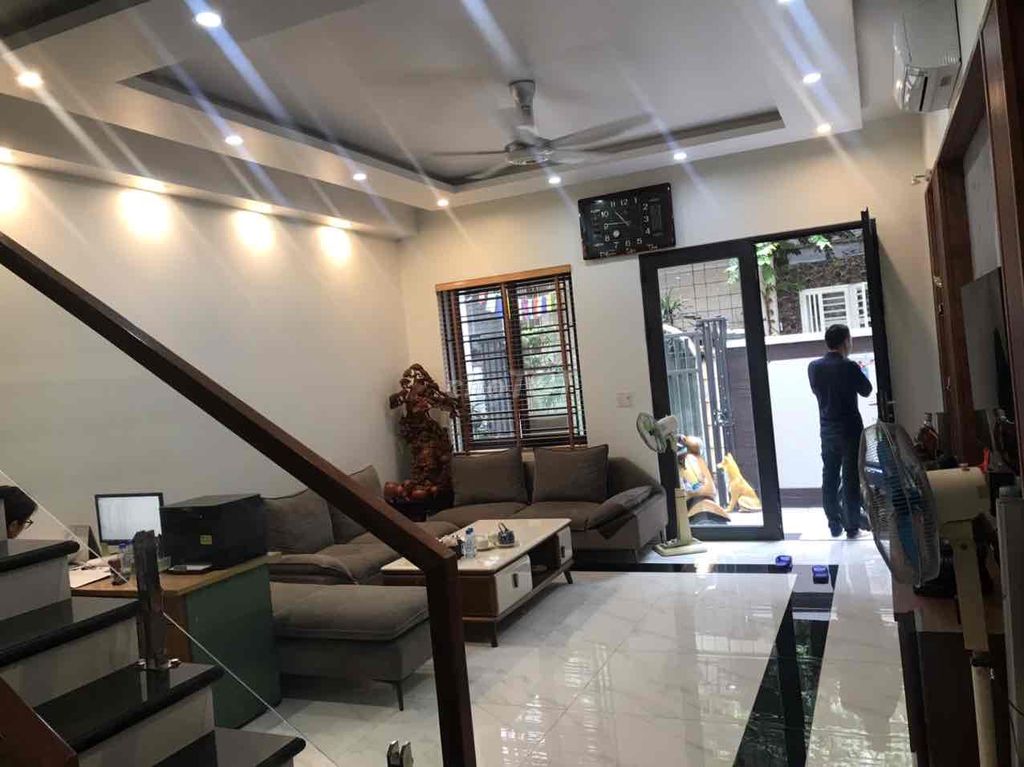 4324579 ảnh đại diện 1