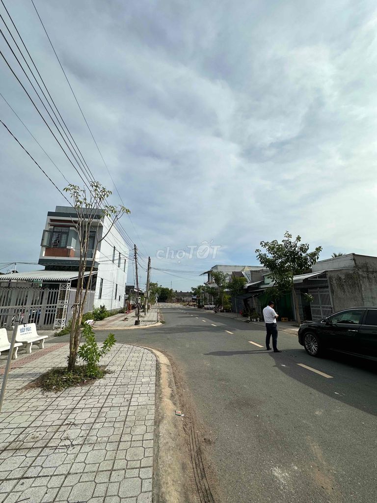 4325875 ảnh đại diện 1