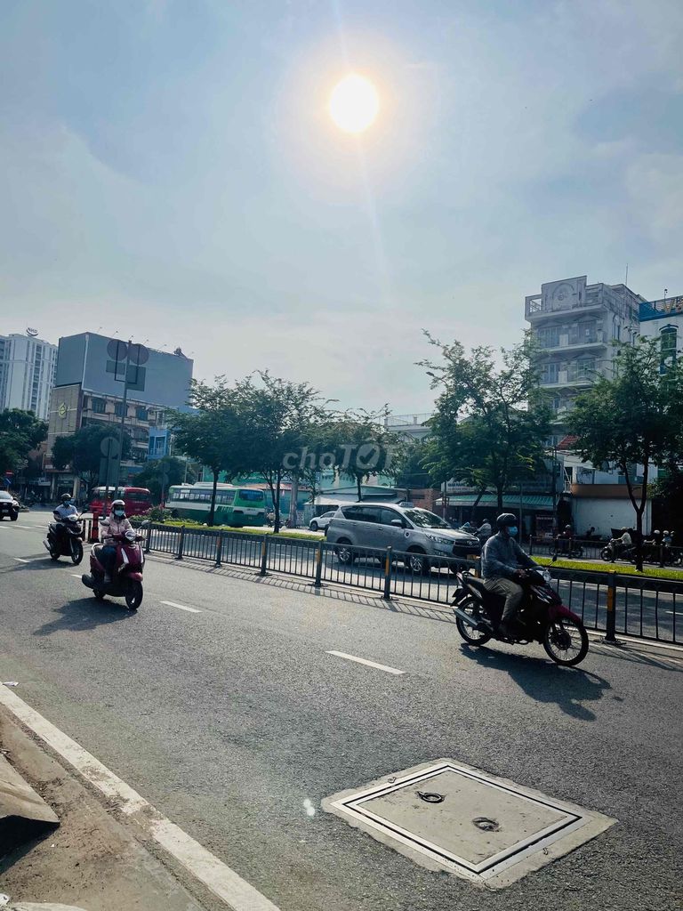 4328161 ảnh đại diện 2
