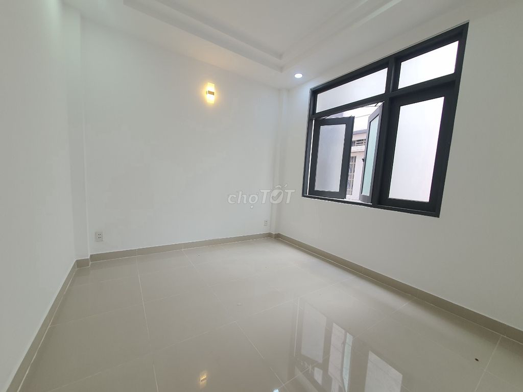 4335474 ảnh đại diện 1