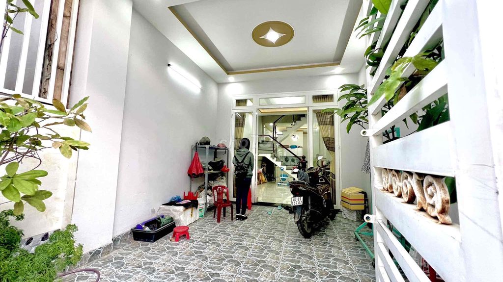 4331046 ảnh đại diện 1
