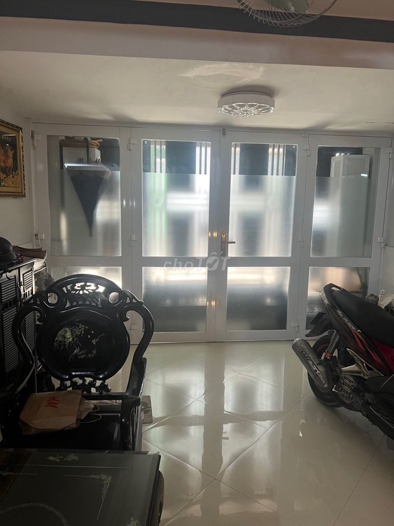 4335495 ảnh đại diện 1