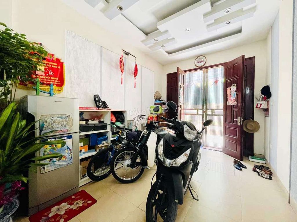 4330632 ảnh đại diện 1