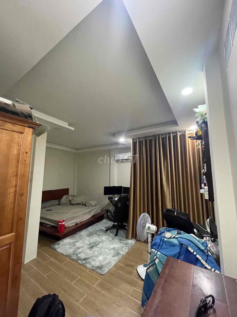 4327666 ảnh đại diện 1