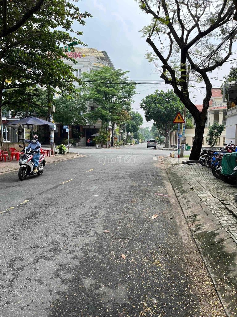 4330485 ảnh đại diện 2