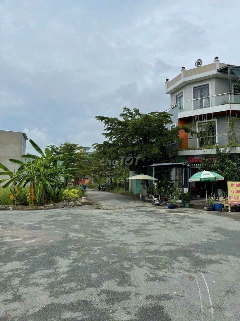 4333012 ảnh đại diện 2