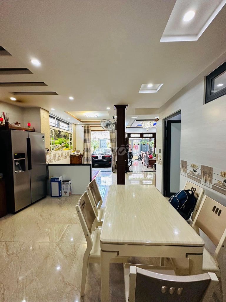 4328974 ảnh đại diện 2