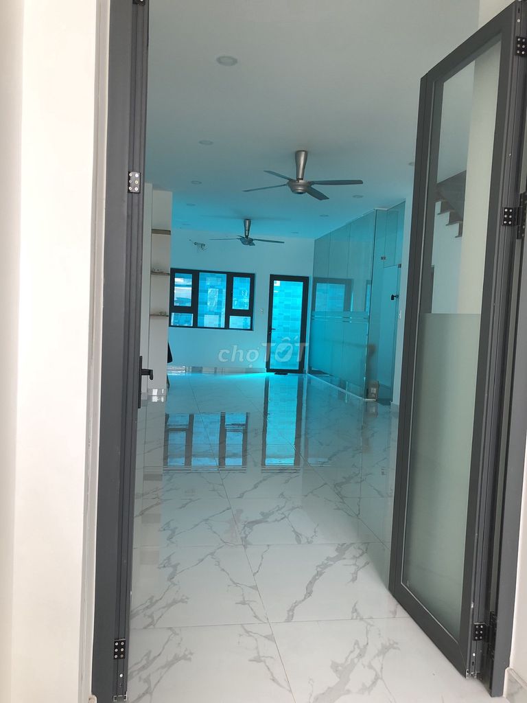 4335623 ảnh đại diện 1