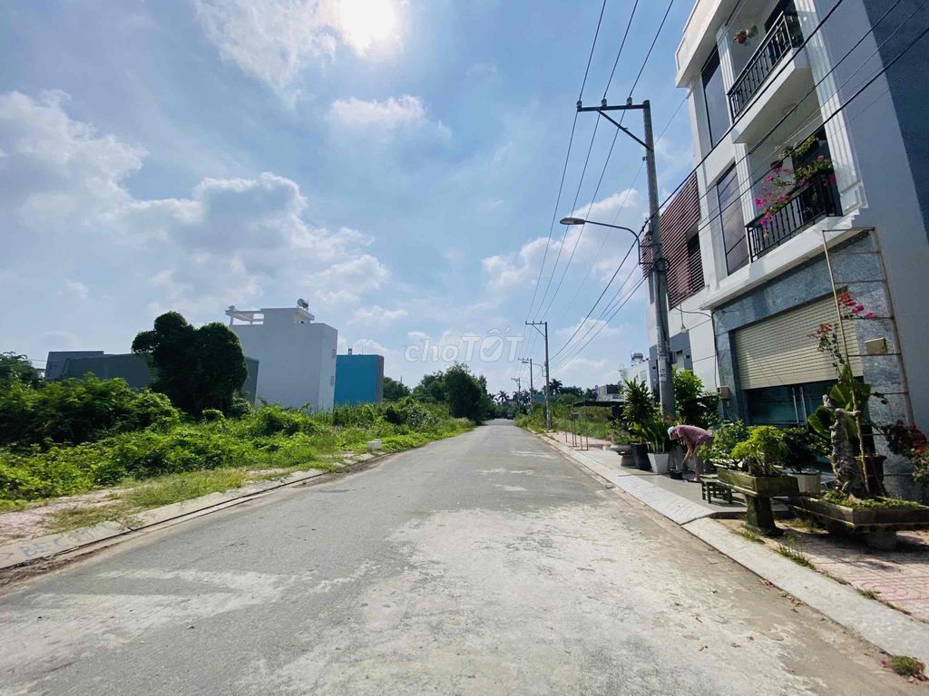 4339659 ảnh đại diện 1