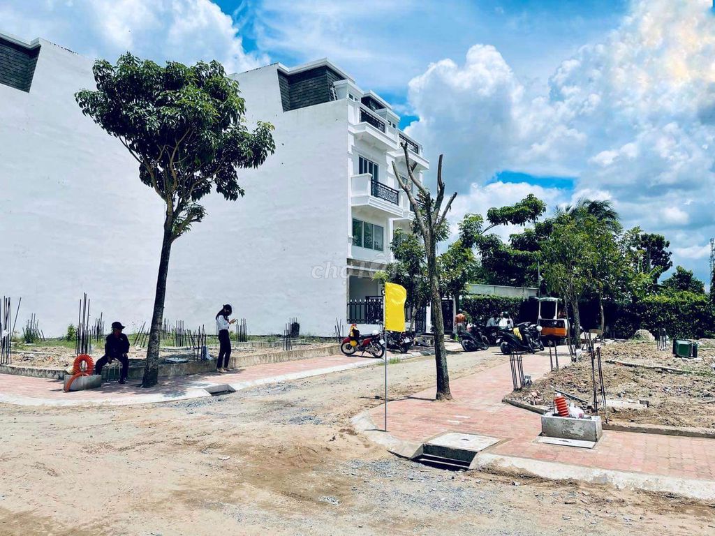 4338144 ảnh đại diện 2