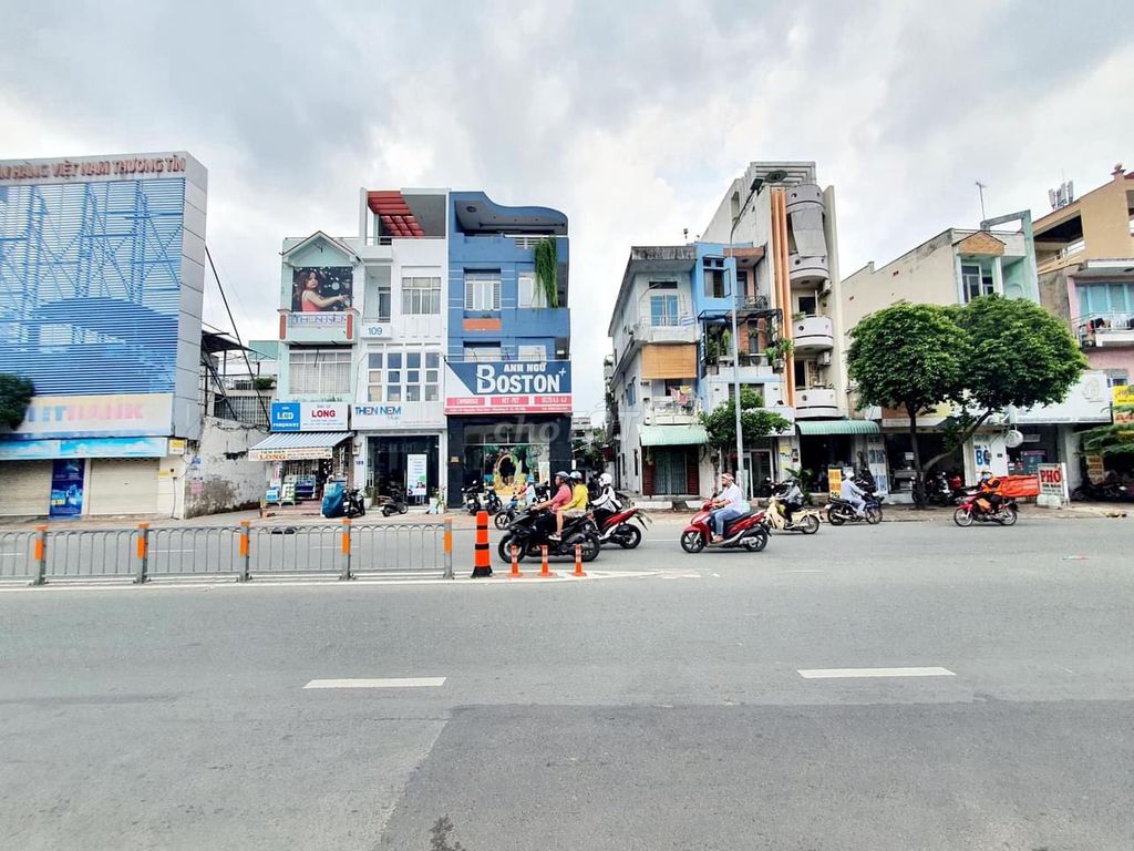 4338730 ảnh đại diện 2
