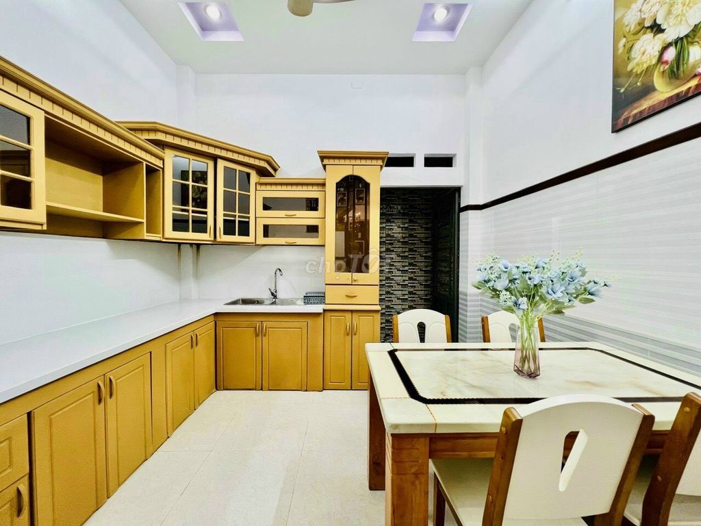 4337855 ảnh đại diện 1