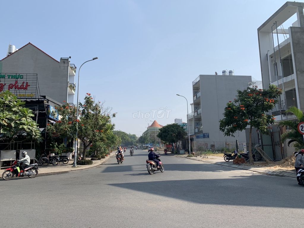 4336856 ảnh đại diện 1