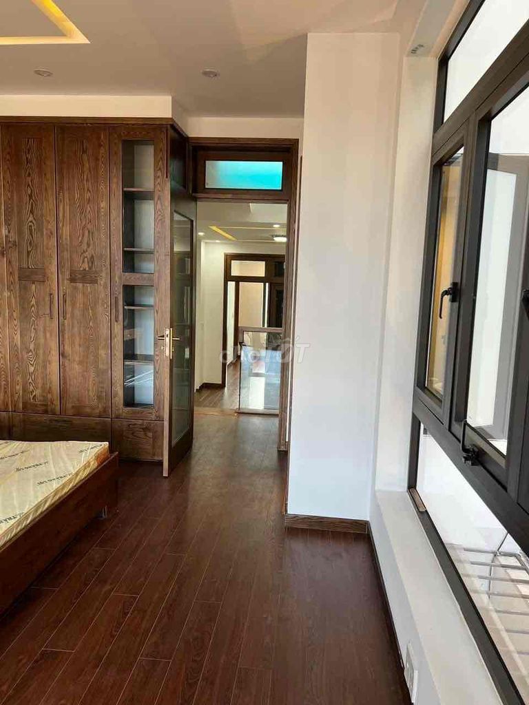 4338646 ảnh đại diện 1
