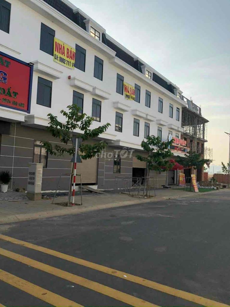 4346475 ảnh đại diện 1