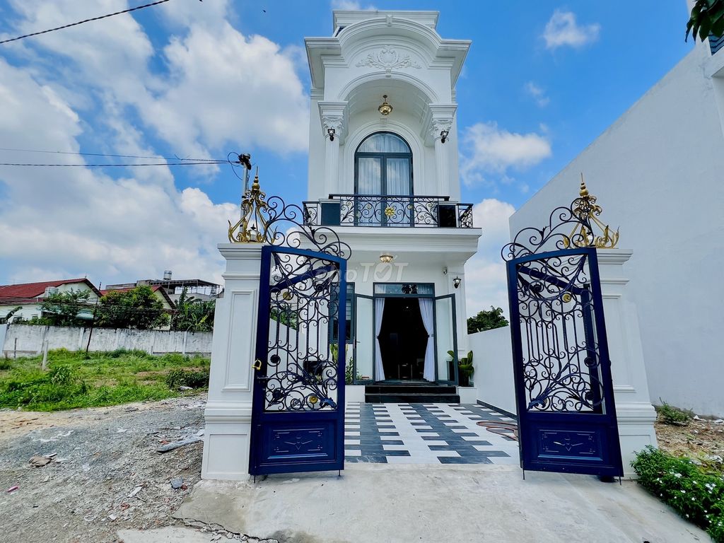 4346611 ảnh đại diện 1