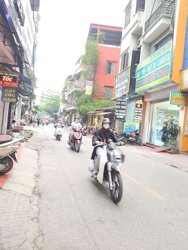 4343496 ảnh đại diện 1