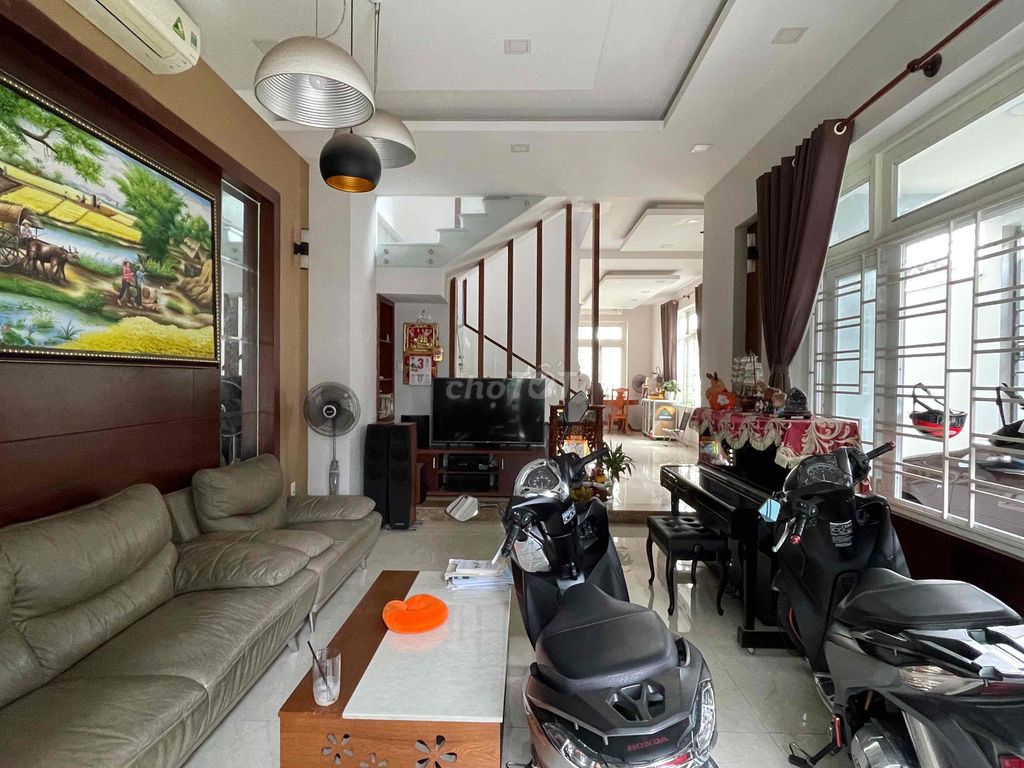 4345296 ảnh đại diện 1