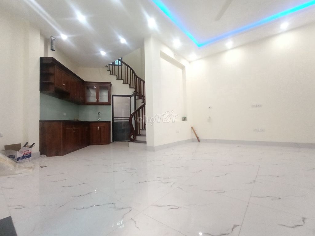 4345260 ảnh đại diện 1