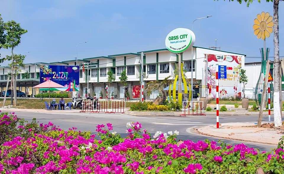 Bán Ngợp Căn Shophouse Kđt Oasis, Gần Đại Học Việt Đức, Giá 1.65 Tỷ