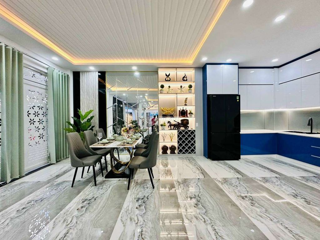4347280 ảnh đại diện 1