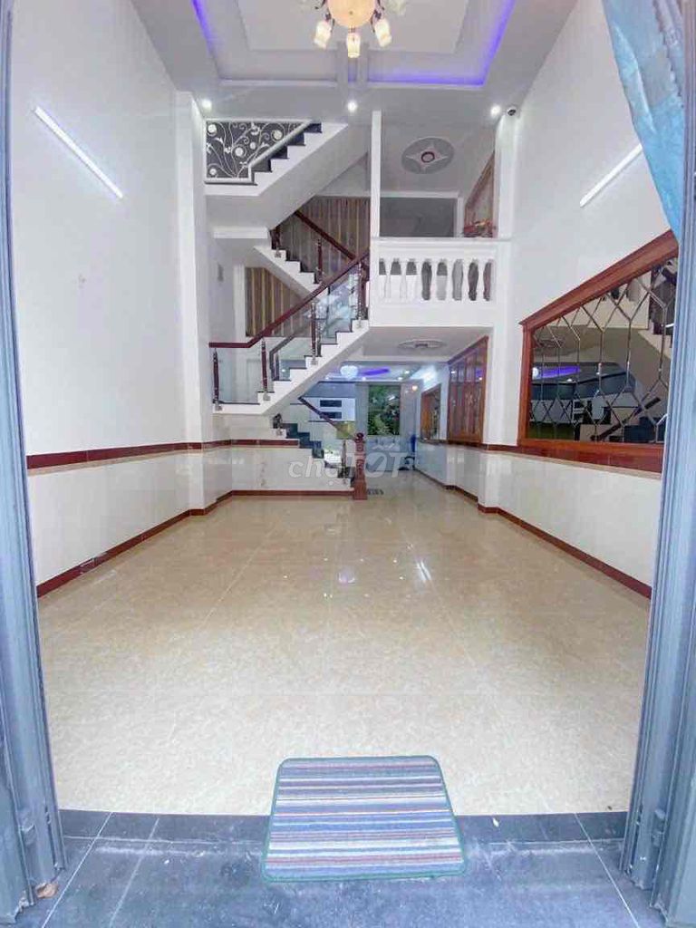 4342160 ảnh đại diện 1