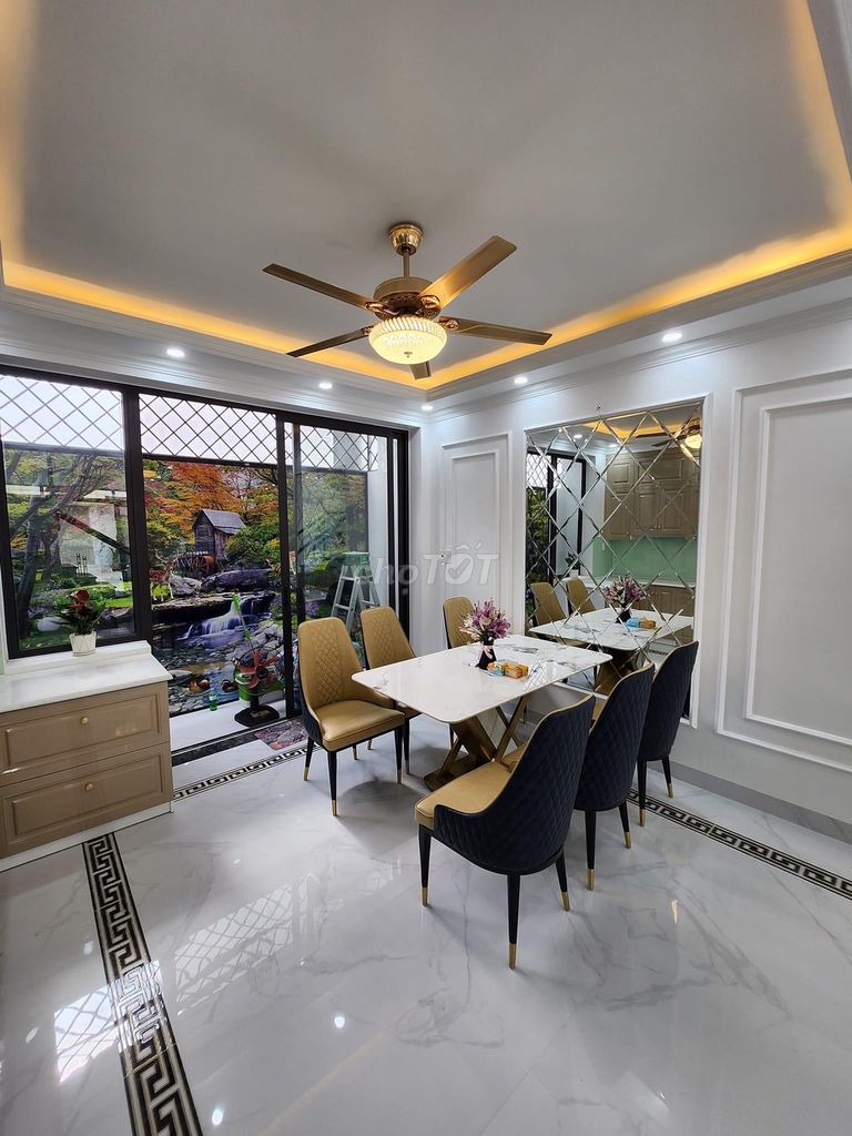 4347530 ảnh đại diện 1