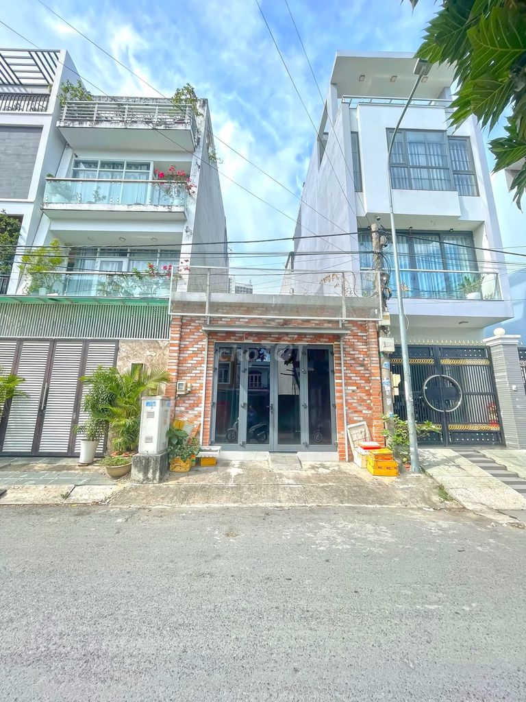 4345316 ảnh đại diện 1