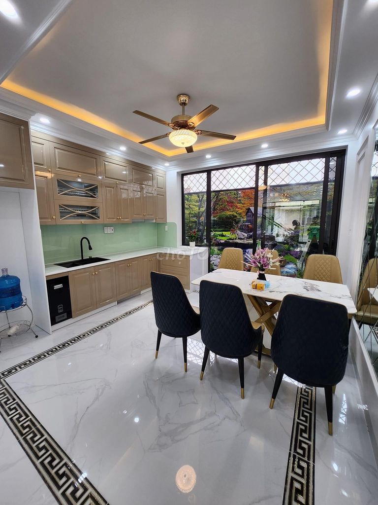 4347530 ảnh đại diện 2