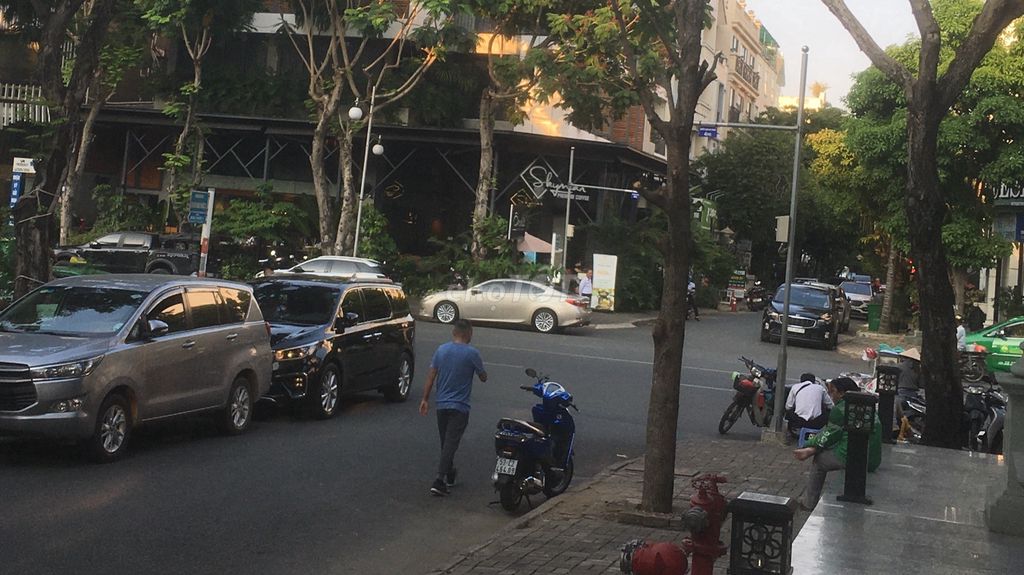 4340749 ảnh đại diện 1