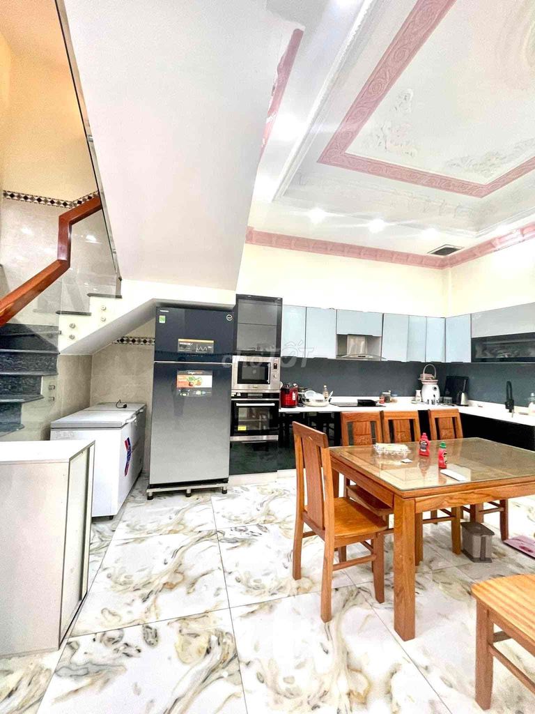 4346463 ảnh đại diện 1
