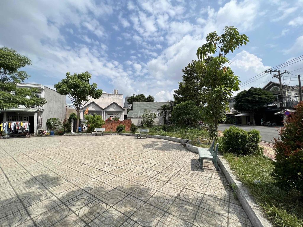4347200 ảnh đại diện 1