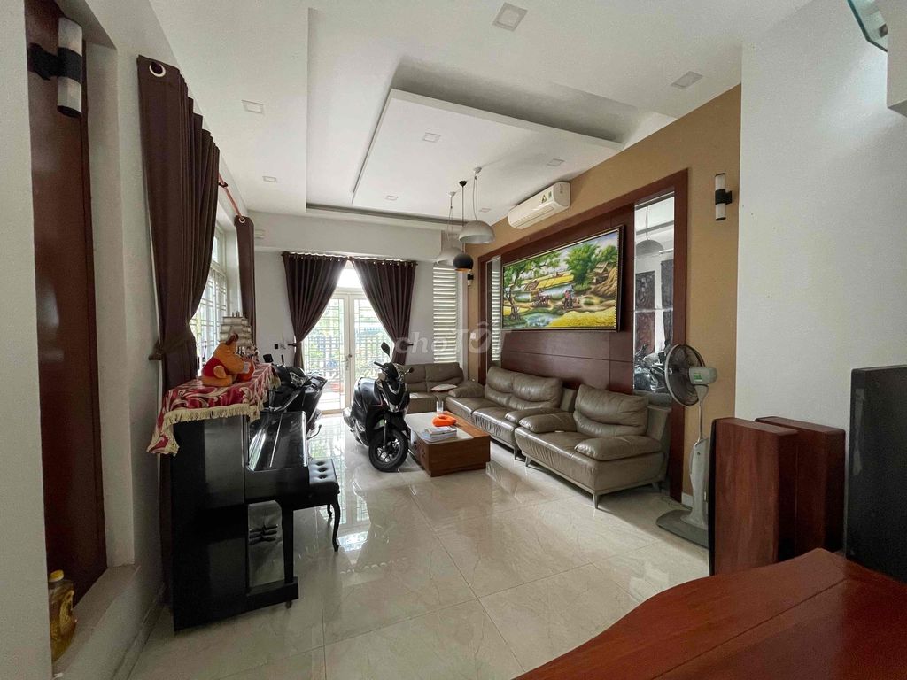 4345296 ảnh đại diện 1
