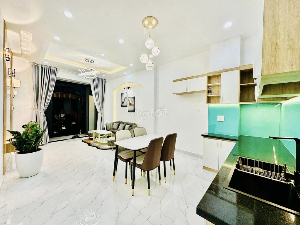 4340866 ảnh đại diện 1