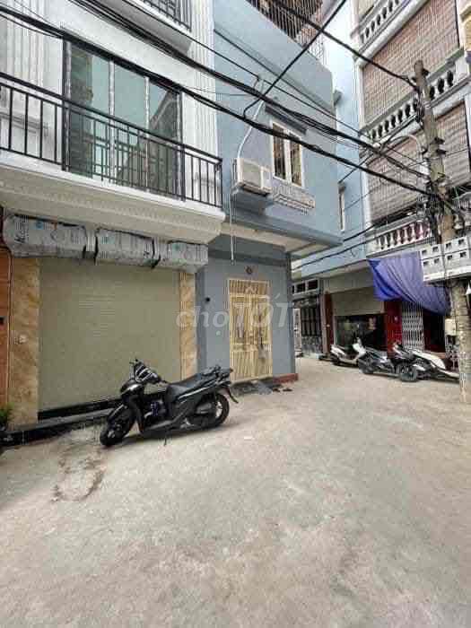 4346705 ảnh đại diện 1