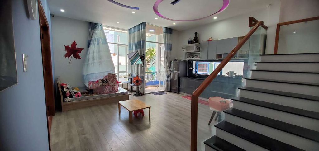 4346045 ảnh đại diện 2