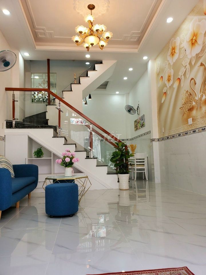 4344655 ảnh đại diện 1