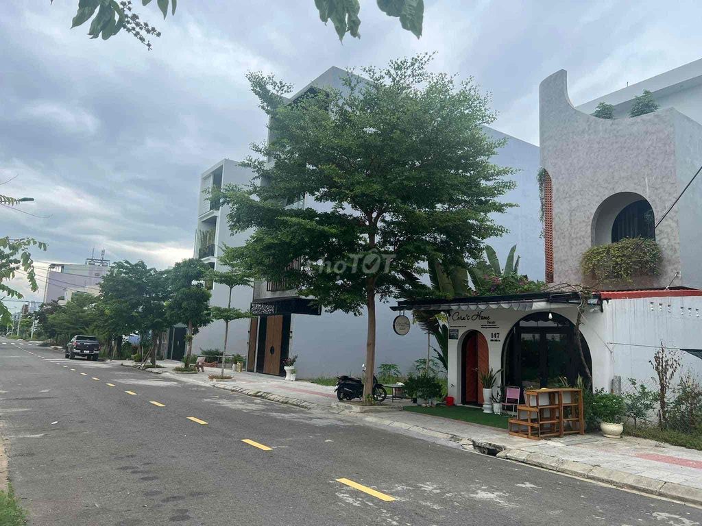 4352378 ảnh đại diện 1
