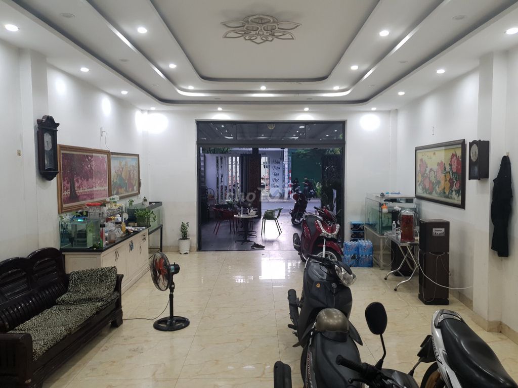 4353106 ảnh đại diện 1