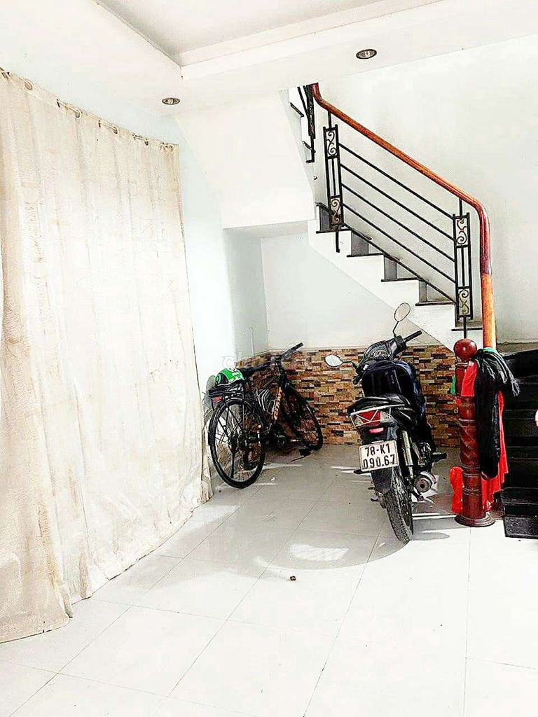 4348618 ảnh đại diện 1