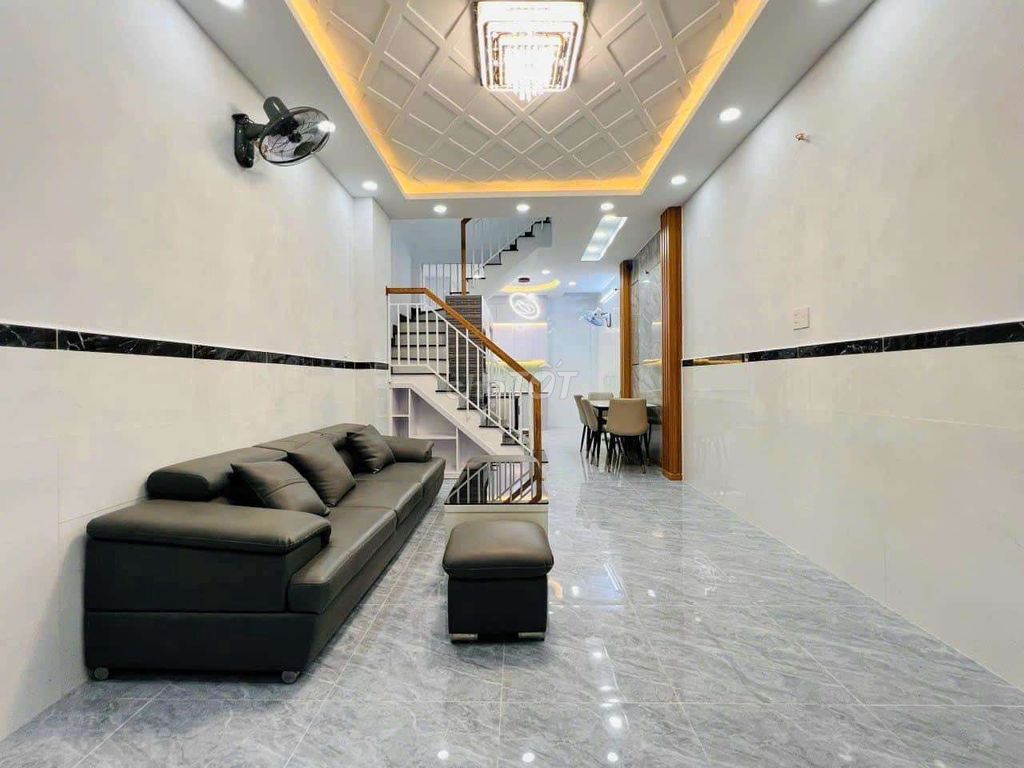 4352917 ảnh đại diện 1