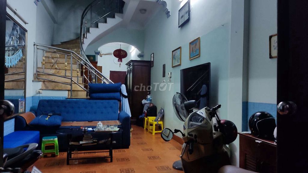 4349952 ảnh đại diện 1